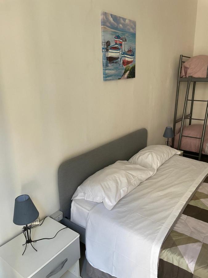 B&B Romy Νάπολη Εξωτερικό φωτογραφία